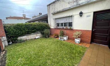 Casa en venta en Quilmes Este