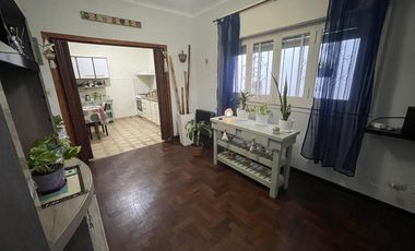 Casa en venta en Quilmes Este