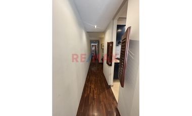 Se Alquila Departamento Amoblado  En El Golf