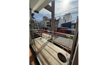 Se Alquila Departamento Amoblado  En El Golf