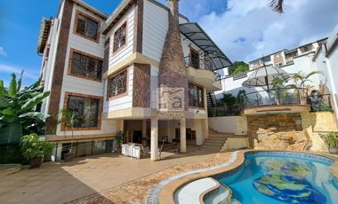 COD. 5990 - SE ARRIENDA CASA - BARRIO: LAGOS DEL CACIQUE