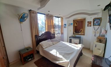 COD. 5990 - SE ARRIENDA CASA - BARRIO: LAGOS DEL CACIQUE