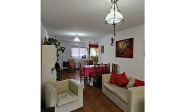 VENTA DE DEPARTAMENTO 3 AMBIENTES  ZONA BANCOS PINAMAR CENTRO.