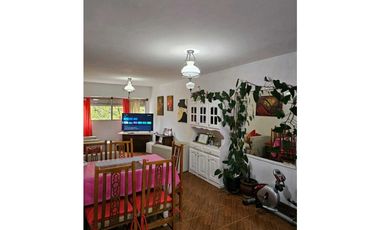 VENTA DE DEPARTAMENTO 3 AMBIENTES  ZONA BANCOS PINAMAR CENTRO.