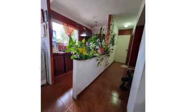 VENTA DE DEPARTAMENTO 3 AMBIENTES  ZONA BANCOS PINAMAR CENTRO.