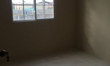 Alquilo casa en Duran en urbanización privada