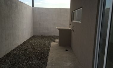 Alquilo casa en Duran en urbanización privada