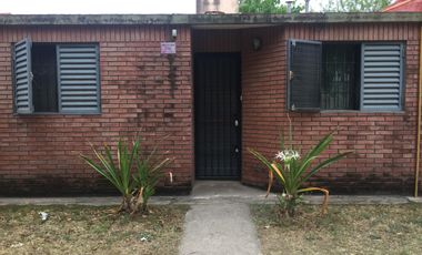 Casa c/2 dormitorios en B° Jose Ignacio Diaz - Cordoba Capital