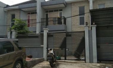 DIjual Rumah Mewah Modern di Jl. Dukuh Kupang Utara, Surabaya