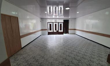 casa en venta en centro. Cod V120