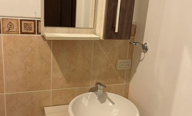 Alquilo Casa Amoblada en Ciudad Celeste con Jacuzzi