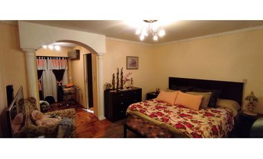 Venta casa 6 AMB de en 2 PLTA en ramos mejia zona  colegio Don Bosco