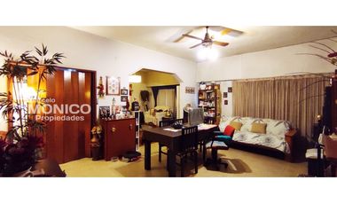 Venta casa 6 AMB de en 2 PLTA en ramos mejia zona  colegio Don Bosco