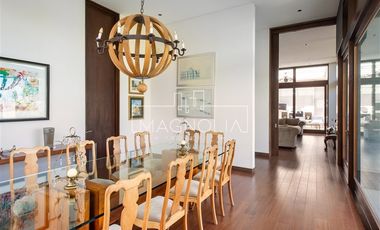 Casa en venta de 6 dorm. en Lo Barnechea