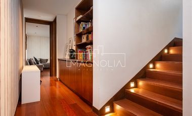Casa en venta de 6 dorm. en Lo Barnechea