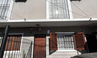 Hermosa Casa En Venta En Martin Coronado, Tres De Febrero, G.b.a. Zona Oeste