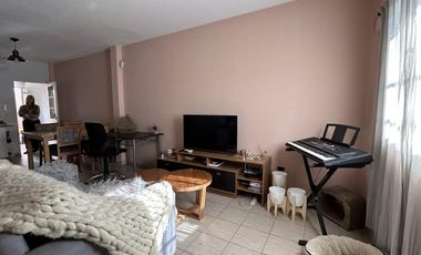 Hermosa Casa En Venta En Martin Coronado, Tres De Febrero, G.b.a. Zona Oeste