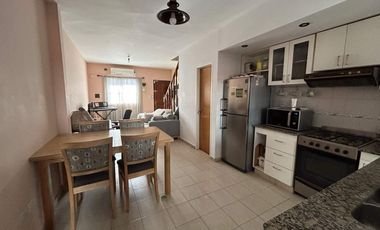 Hermosa Casa En Venta En Martin Coronado, Tres De Febrero, G.b.a. Zona Oeste