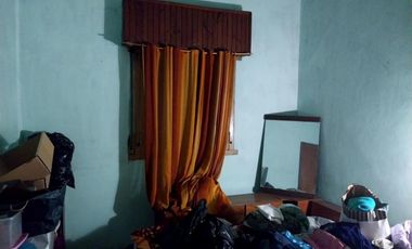 Casa en Temperley con departamento al fondo