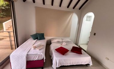 casa en venta en la mesa. Cod V2866372