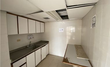 ARRIENDO DE OFICINA EN ED. CENTRO EJECUTIVO - SANTA MARTA