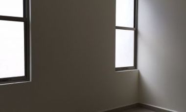 Casa exclusiva en  en venta. Privada, áreas verdes y cerca de todo