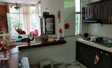 VENTA de CASAS en GARZON