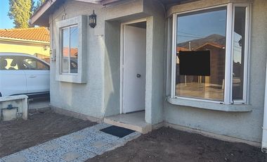 Casa en ARRIENDO en Rancagua, Condom. Altos de Machalí