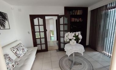 casa en venta en c.c samanes de los trapiches. Cod V2525