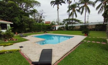 casa en venta en c.c samanes de los trapiches. Cod V2525