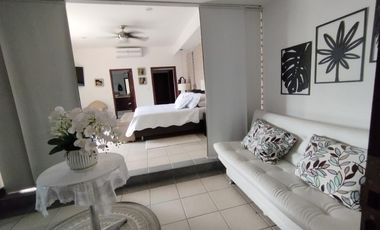 casa en venta en c.c samanes de los trapiches. Cod V2525