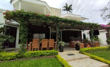 casa en venta en c.c samanes de los trapiches. Cod V2525
