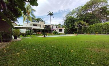 casa en venta en c.c samanes de los trapiches. Cod V2525