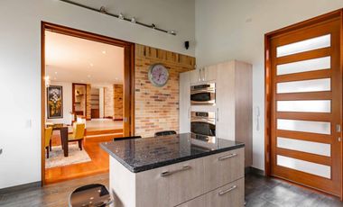 casa en arriendo en vereda calahorra. Cod A26543