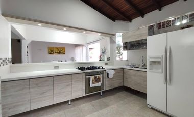casa en arriendo en villa del rosario. Cod A27762