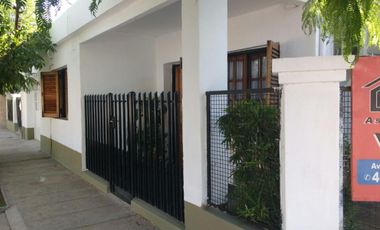 SE VENDE CASA DE 5 AMB EN HURMILGHAM