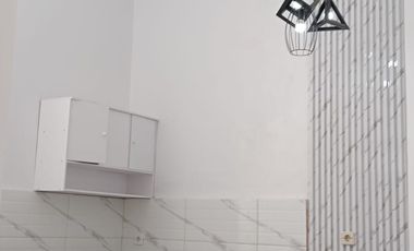 Rumah SHM 10 menit ke Plaza Taman Harapan Baru Dibantu KPR J-44414