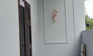 Rumah SHM 10 menit ke Plaza Taman Harapan Baru Dibantu KPR J-44414