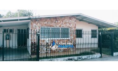 Alquilo amplia y acogedora casa en Urb. La Princesa, David.