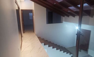 Rento local comercial y oficinas