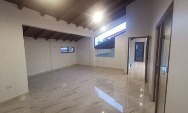 Rento local comercial y oficinas