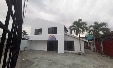 Rento local comercial y oficinas