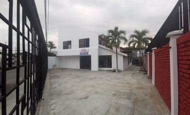 Rento local comercial y oficinas