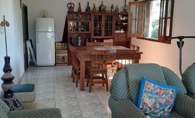 VENTA- CASA PH EN PRIMER PISO - VILLA LUZURIAGA