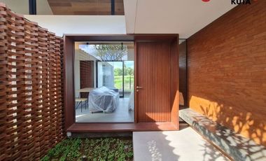 DIJUAL / DISEWAKAN VILLA RAYA GELOGOR LODTUNDUH GIANYAR, BALI