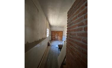 Bº SAN JACINTO; CHALET PARA  ARREGLAR