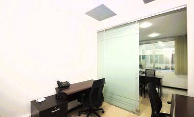 oficina en arriendo en chico norte ii. Cod A109713