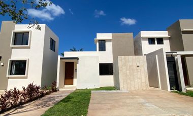 Casa en venta en Mérida, Yucatán, Privada Cumbres Novonorte Cholul