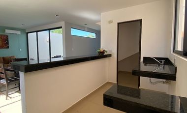 Casa en venta en Mérida, Yucatán, Privada Cumbres Novonorte Cholul