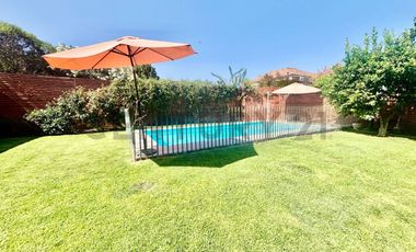 SE ARRIENDA HERMOSA CASA EN TIERRAS LINDAS